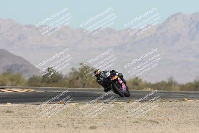 media/Nov-01-2025-CVMA (Sat) [[fc0f7531b8]]/Race 1-Formula Middleweight/